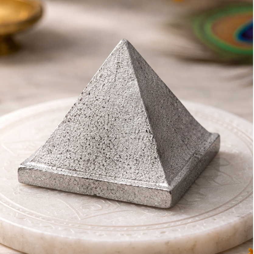 Solid Iron Metal Pyramid Vastu Remedy for West Direction and Brahmasthan Balance, Mental Focus, Career Success and Positive Energy Correction | 6.5 cm | 615 g