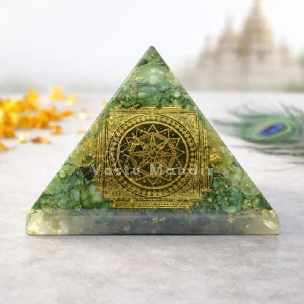 Green Mica Shree Yantra Pyramid Vastu Remedy for Health Support, Emotional Healing and Heart Chakra Balance for Home, Meditation and Healing Spaces | 6.5 cm | 120 g
