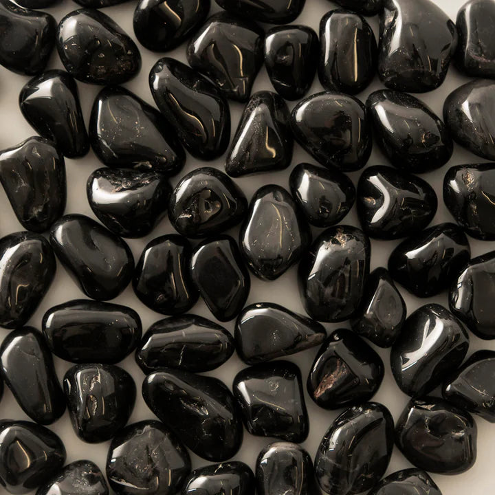 BLACK ONXY (100 gram Tumbled)