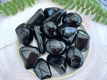 BLACK TOURMALINE (100 gram Tumbled)