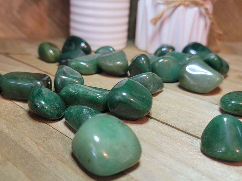 GREEN JADE (100 gram Tumbled)